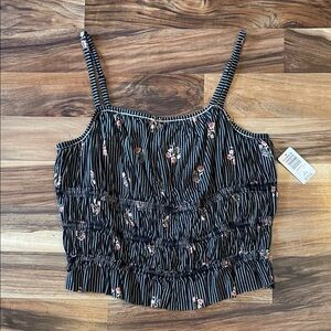 NWT Torrid Festi smocked cropped smocked cami size 2 2x 18 20